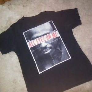 XL "All Eyez On Me" Pac T-Shirt